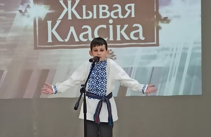 На Мостовщине прошел районный этап-конкурс юных чтецов «Живая классика»