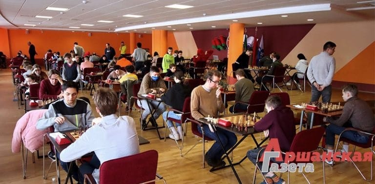 В Орше проходит Международный шахматный турнир