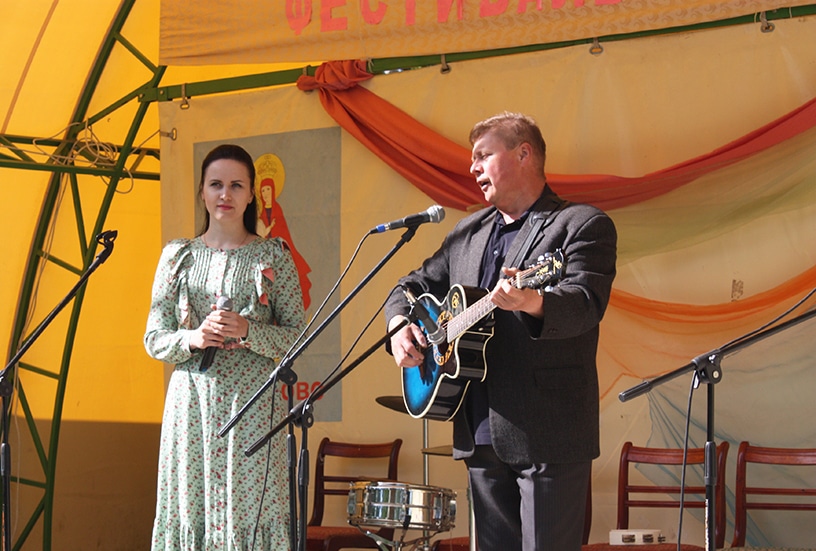 В Свислочском районе прошел фестиваль живой музыки «Поразаўскія сустрэчы»