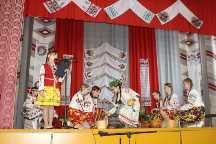 На базе Ивацевичского ГДК состоялись песенные форумы