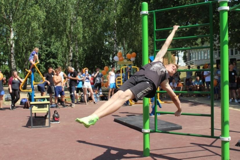В Могилеве прошел молодежный чемпионат по Street Workout