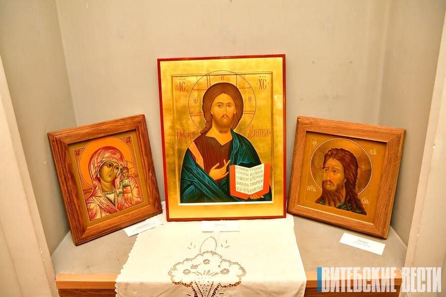 В Витебске открылась выставка икон женского духовного училища