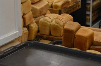 хлеб в столовой