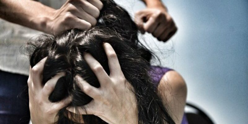 Семейное насилие