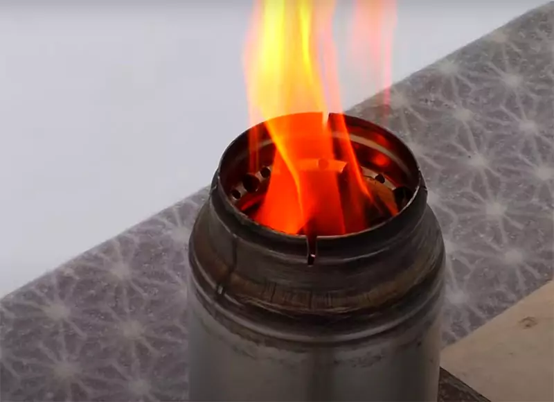 Печка из термоса для теплицы: что это такое и зачем необходима?